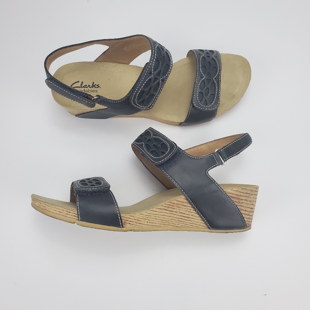[Clarks] Bendables Leather Eedge Sandals Navy Blue